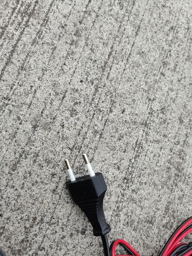 battery charger Trainer