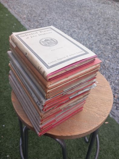 13 hardbacks by John Drinkwater, poetry, 1920s, D18 post 8e