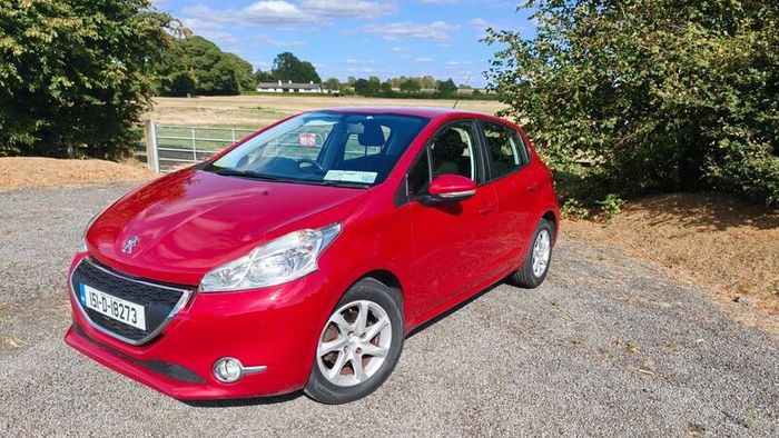 Peugeot 208 2015
