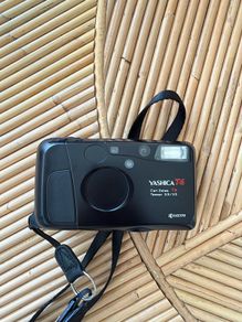 Yashica T4 carl Zeiss tessar