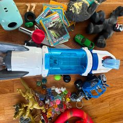 toys