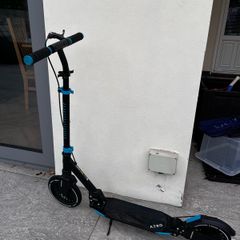 Aero scooter with suspend and brakes