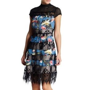 Party dress size M New with tags