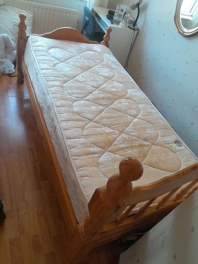 Bed Free To Take Away.