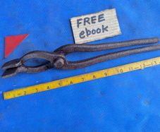Blacksmiths Broad Flat Tongs
