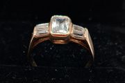 14 ct yellow gold ring