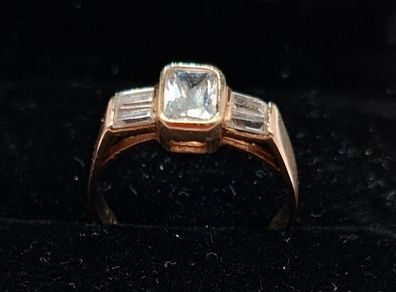 14 ct yellow gold ring