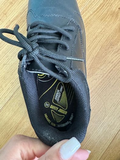 safety shoes