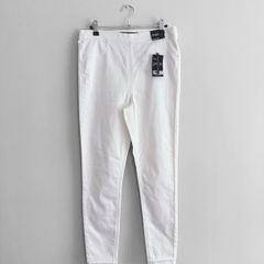 New Dunnes Stores High-Waisted White Jeggings