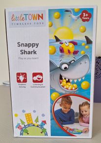 Little Town Snappy Shark Game