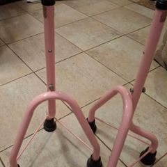 Children's tripod crutches