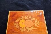 Vintage Italian Sorrento Inlaid Wooden Music Box Floral Marquetry Come back to Sorrento