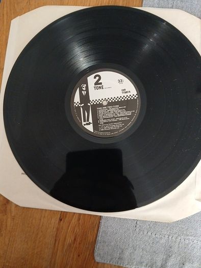 This are Two Tone Irish Pressing