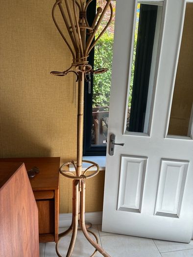 Vintage Italian coat stand