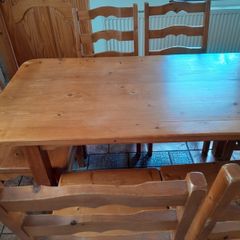 Kitchen table & six chairs