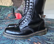 Dr. Marten 14 hole, size 11