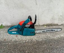 chainsaw