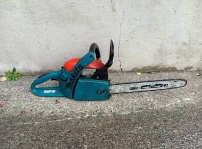 chainsaw