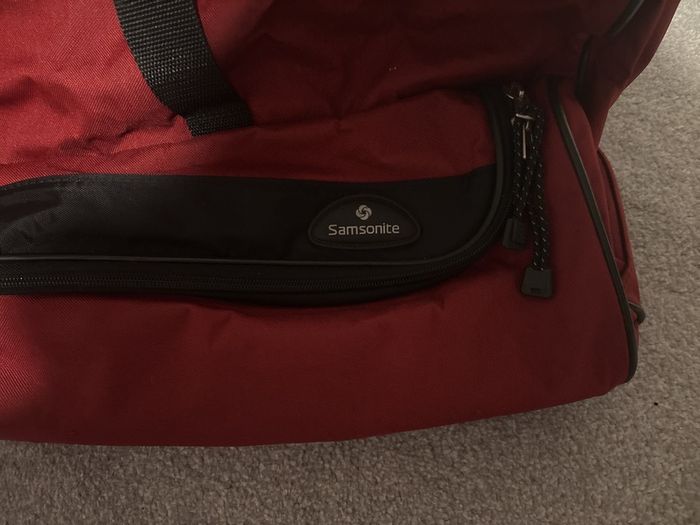 Samsonite travel bag/ suitcase