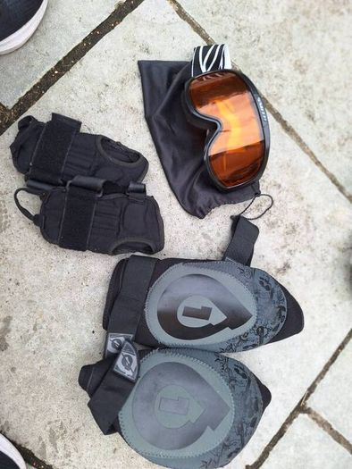 Snowboard Boots, Bindings & Accessories
