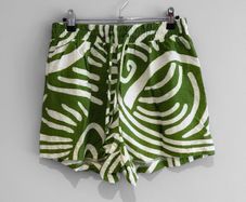Pre Owned Primark Green & Cream Abstract Print Shorts
