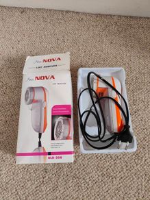 Lint remover for clothes and fabrics