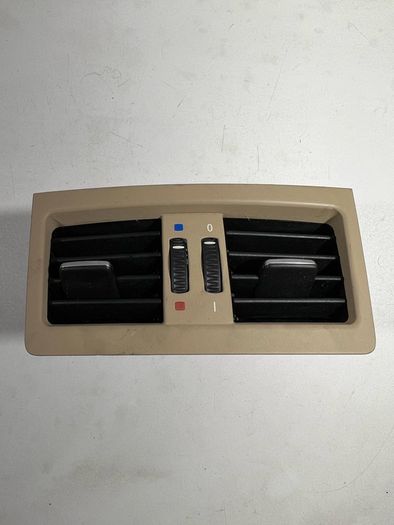 BMW 3 Series E90 E91 Rear Fresh Air Grill Vent Beige 7210648 A3l3b220g