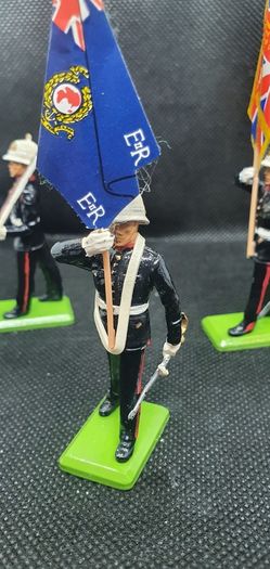 Vintage - Britains Metal Models Set 7201 - Hand Painted - Royal Marine Colour Party - Boxed