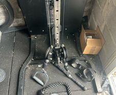Bolt strength single column cable machine