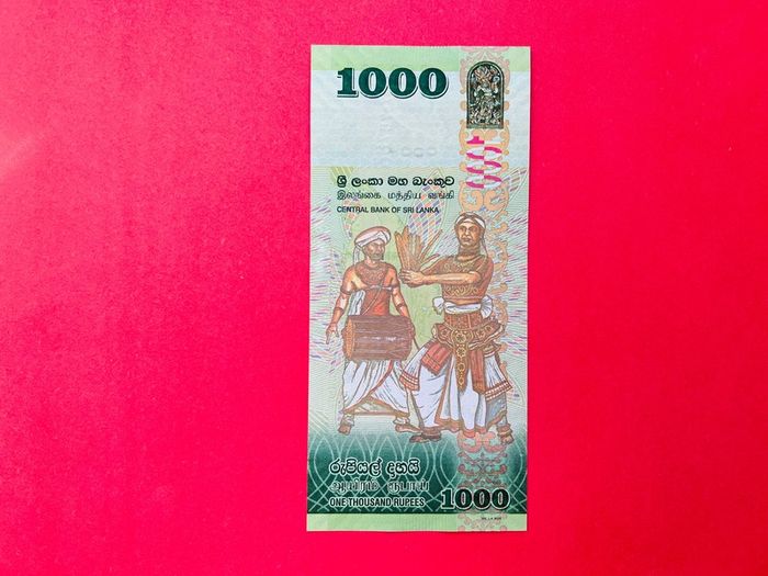 Sri Lanka  1000  Rupees. 2010  Pick 127a  ( Uncirculated )
