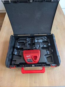 Milwaukee case and charger