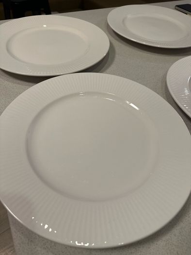 9  ceramic plates