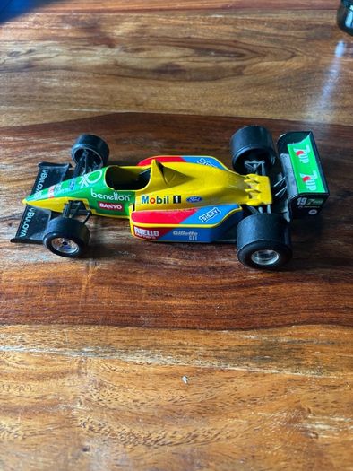Burago Benetton Ford B 188