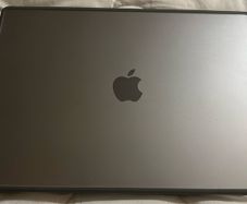 macbook pro 16 inch