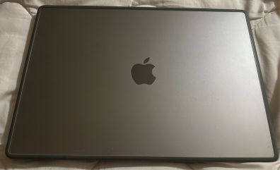 macbook pro 16 inch