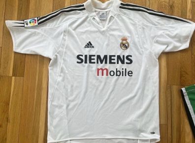 Vintage Real Madrid Jersey Size Large season 2004