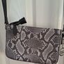 guess bag Image 2