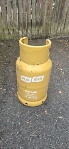 gas cylinder