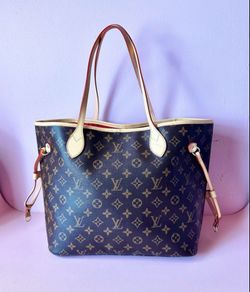 Shoulder Bag (New)