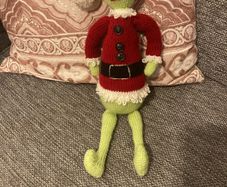 Knitted grinch