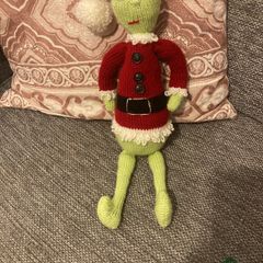 Knitted grinch