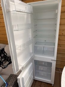 Electrolux Built in Fridge Freezer