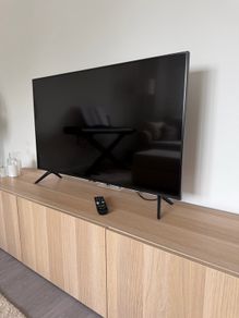 Samsung 43" Smart TV