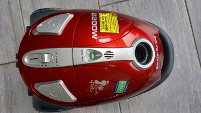 Vacuum Cleaner
