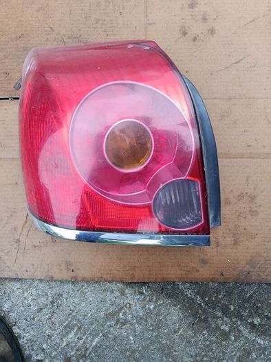 Toyota avensis P/S rear light