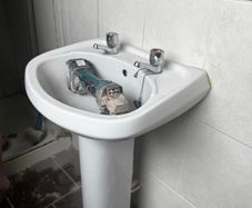 Sink and WC free Kildare town