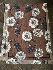 Large Cashmere Scarf with Floral Print