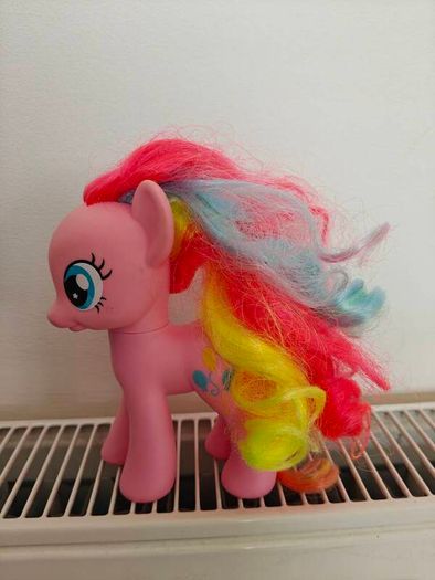My Little Pony 2010 Pinkie Pie Rainbow Hair, Star Eyes