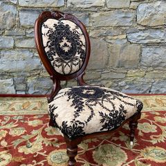 Antique Victorian Walnut bedroom Chair.