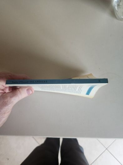 Islanders  By Peadar O' Donnell. Published By Mercier Press. First Edition 1963 Paperback In Good Condition.